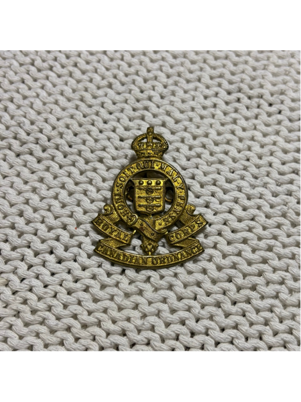 WW2 Canadian Cap Badge for the Royal Canadian Ordinace Corps